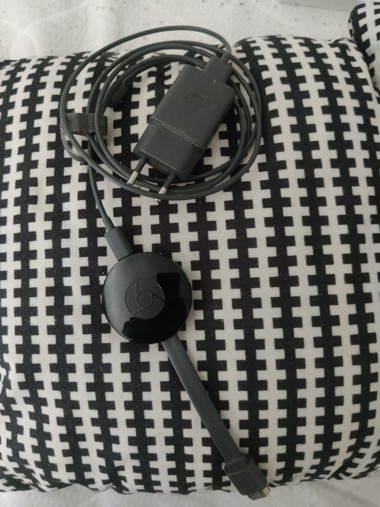 2x Chromecast 2e generatie – werkend – €35, Ophalen, Gebruikt, HDMI