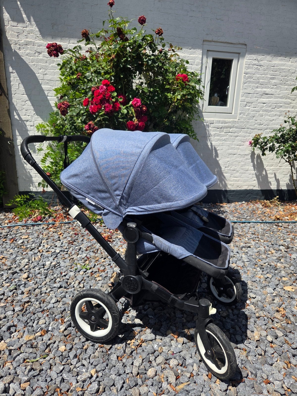 Bugaboo Donkey 2 Duo Kinderwagen - Zwart Frame, Jeansblauw, Kinderen en Baby's, Kinderwagens en Combinaties, Ophalen, Bugaboo