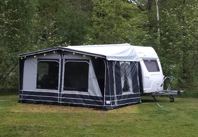 Caravanvoortent Costa Brava 270 omloopmaat 9, Caravans en Kamperen, Ophalen, Zo goed als nieuw, Tot en met 4