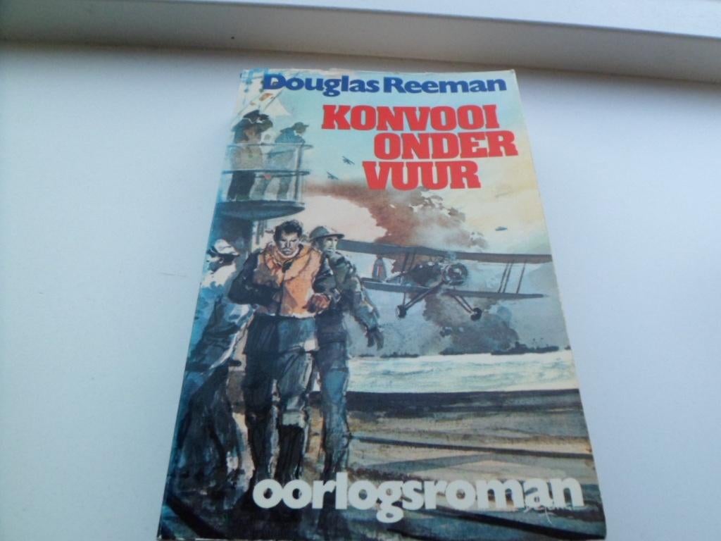 Konvooi onder vuur - Douglas Reeman, Ophalen of Verzenden, Tweede Wereldoorlog, Gelezen, Algemeen