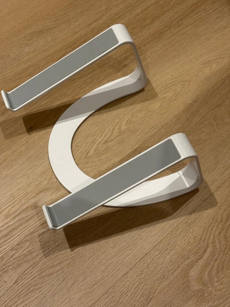 Twelve South Curve MacBook standaard wit – aluminium design, Computers en Software, Laptopstandaarden, Ophalen, Zo goed als nieuw