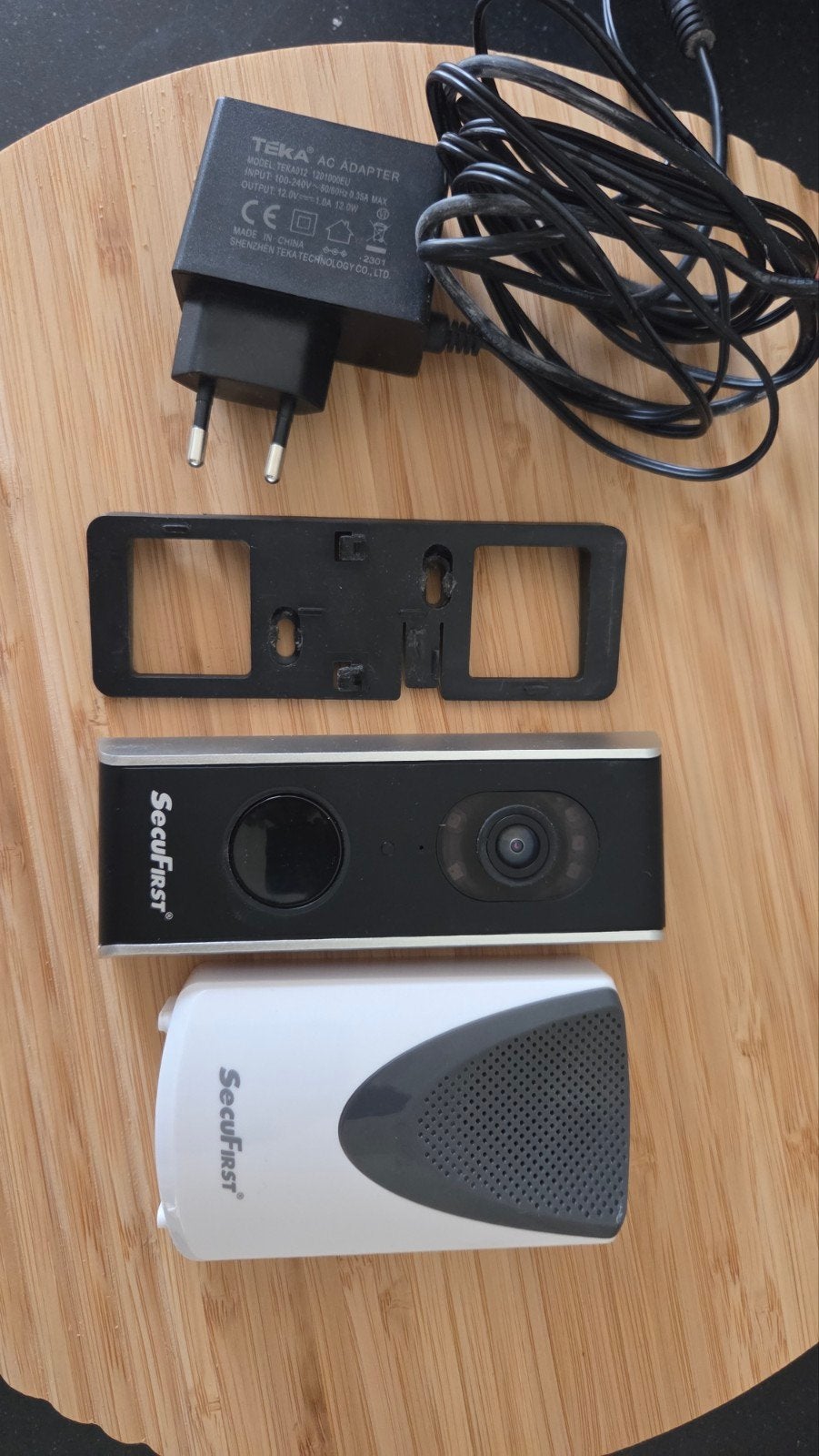 SecuFirst deurbelcamera, Beweging, Ophalen of Verzenden, Zo goed als nieuw, Compleet systeem
