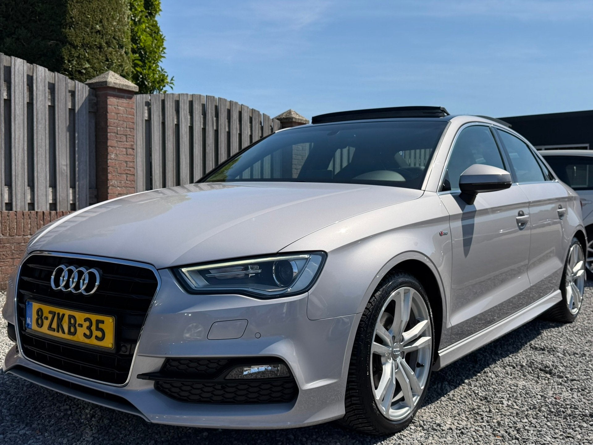 Audi A3 Limousine 1.4 TFSI CoD Ambition Pro Line S RS3 KUIP, Parkeersensor, Gebruikt, 4 cilinders, 150 pk