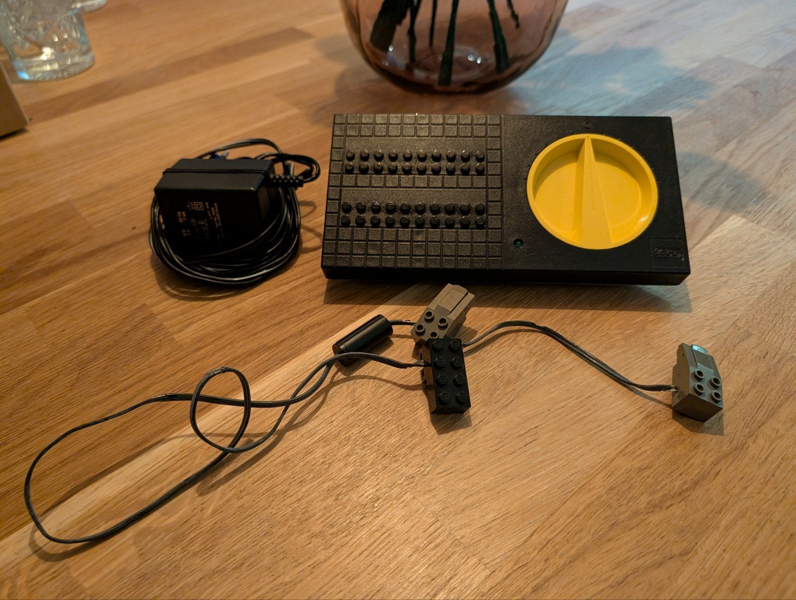 Lego 9 volt transformator met adapter en aansluitkabel rails, Gebruikt, Overige thema's, Lego, Accessoire