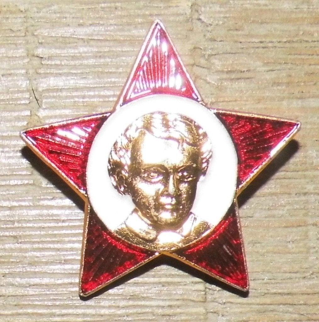 Speld Sovjet-Unie, USSR, CCCP - de jonge Lenin, Verzenden, Gebruikt, Stad of Land, Speldje of Pin