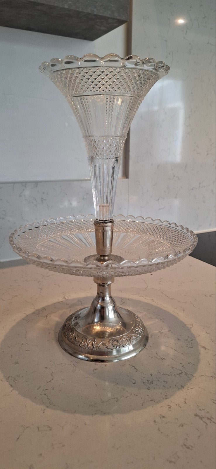 Antieke  epergne vaas met presenteerschaal Combinatie (1880-, Ophalen of Verzenden