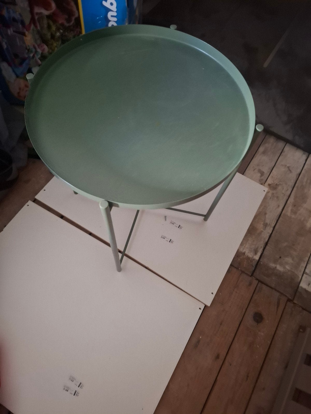 Ronde bijzettafel - Groen metaal, Minder dan 55 cm, Metaal of Aluminium, Rond, Zo goed als nieuw