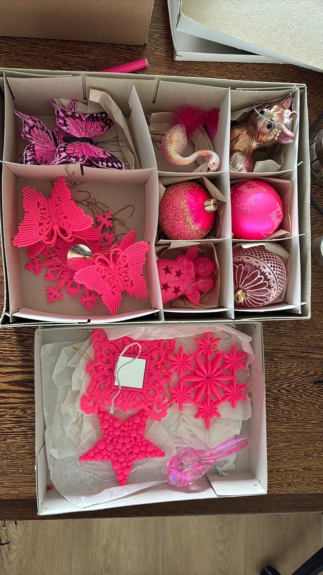 Prachtige roze ornamenten en ballen voor de kerstboom, Diversen, Ophalen, Zo goed als nieuw