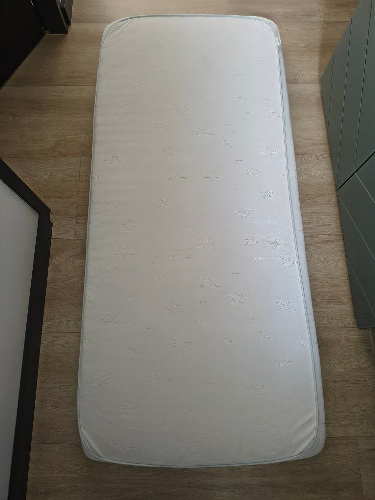 GRATIS - matras peuterbed, Kinderen en Baby's, Ophalen, Gebruikt, 70 tot 85 cm, 140 tot 160 cm
