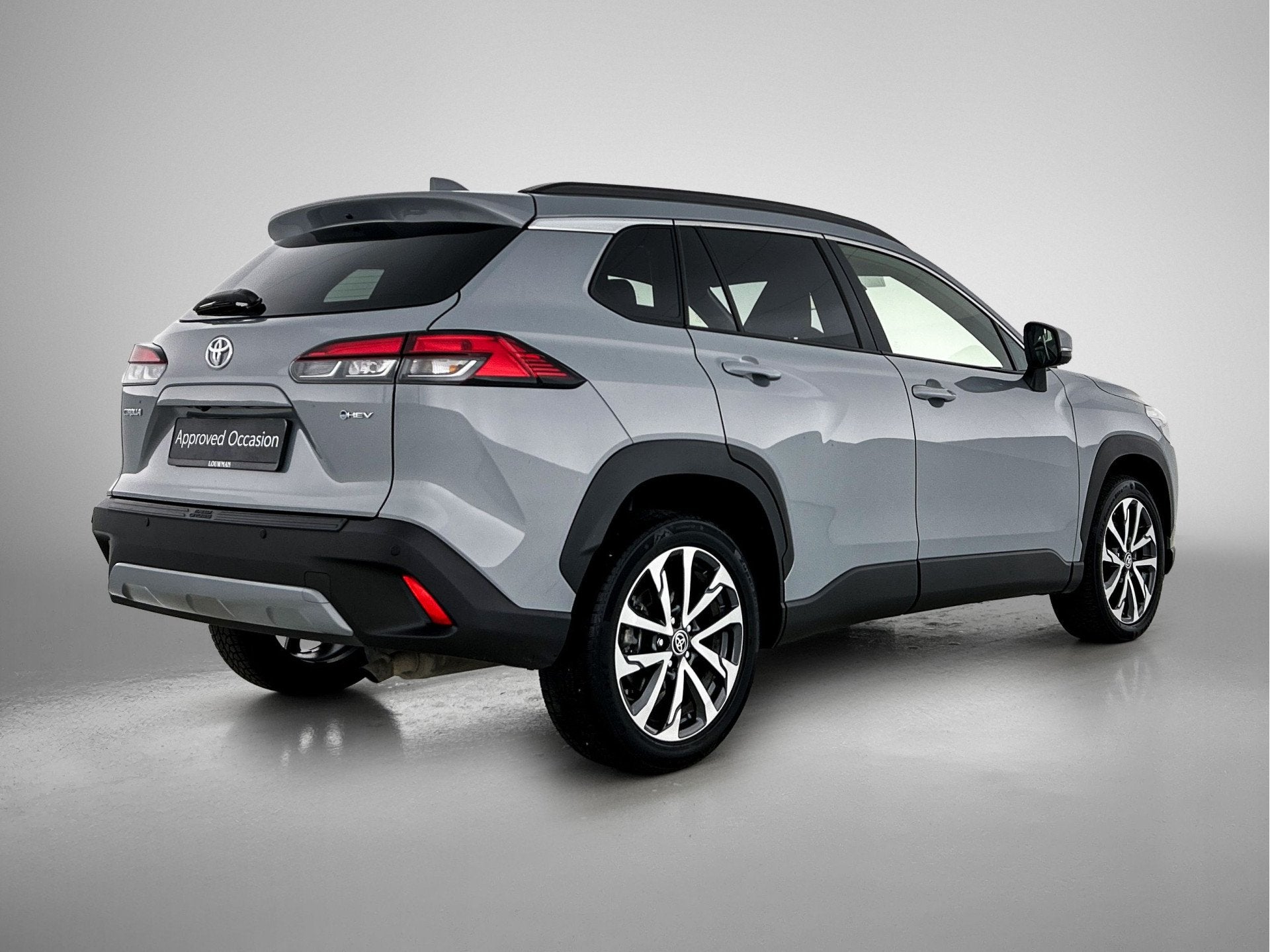 Toyota Corolla Cross Hybrid 140 Dynamic + | BTW voertuig | S, 12 maanden, Stof, Gebruikt, 4 cilinders