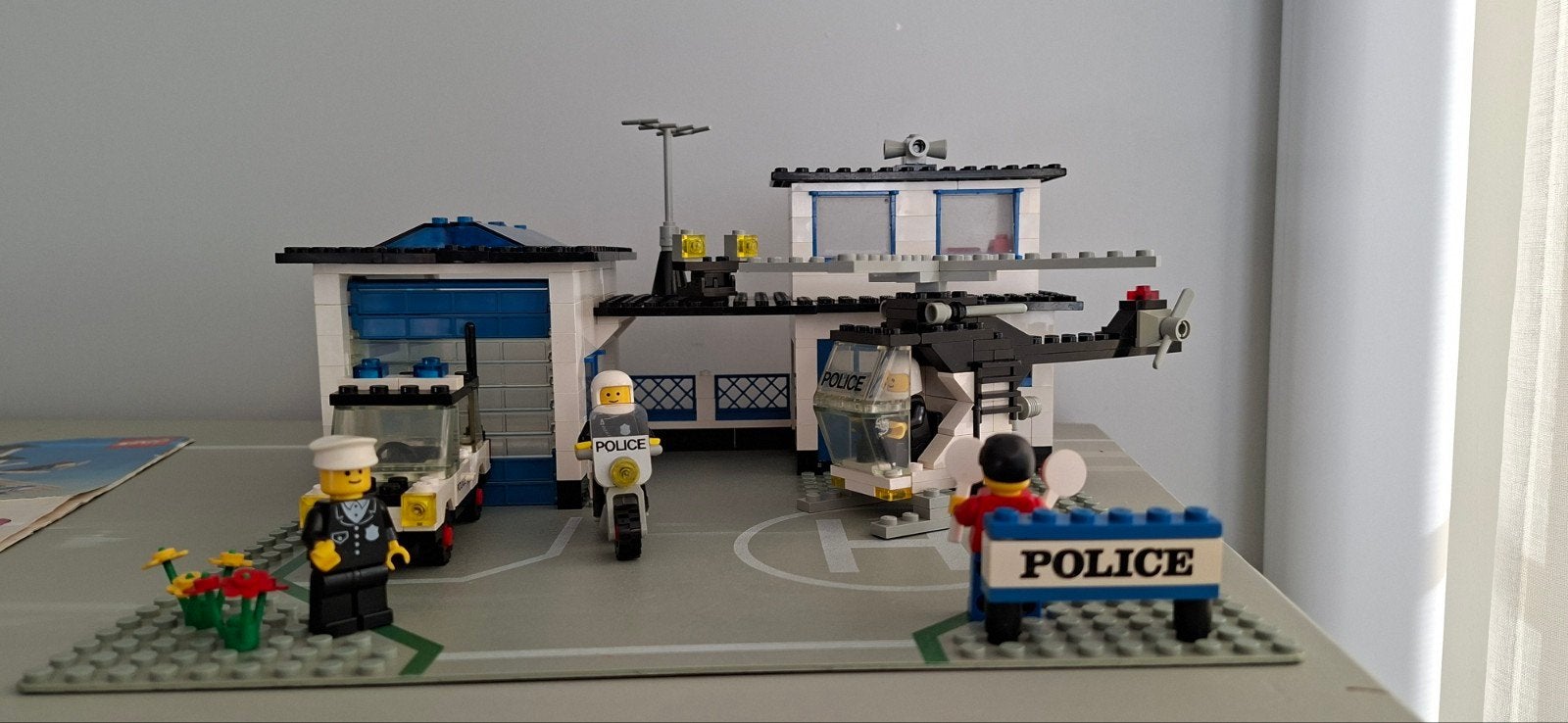 Lego Legoland set 6384 politiebureau, Kinderen en Baby's, Speelgoed | Duplo en Lego, Gebruikt, Lego, Ophalen of Verzenden, LEGOLAND