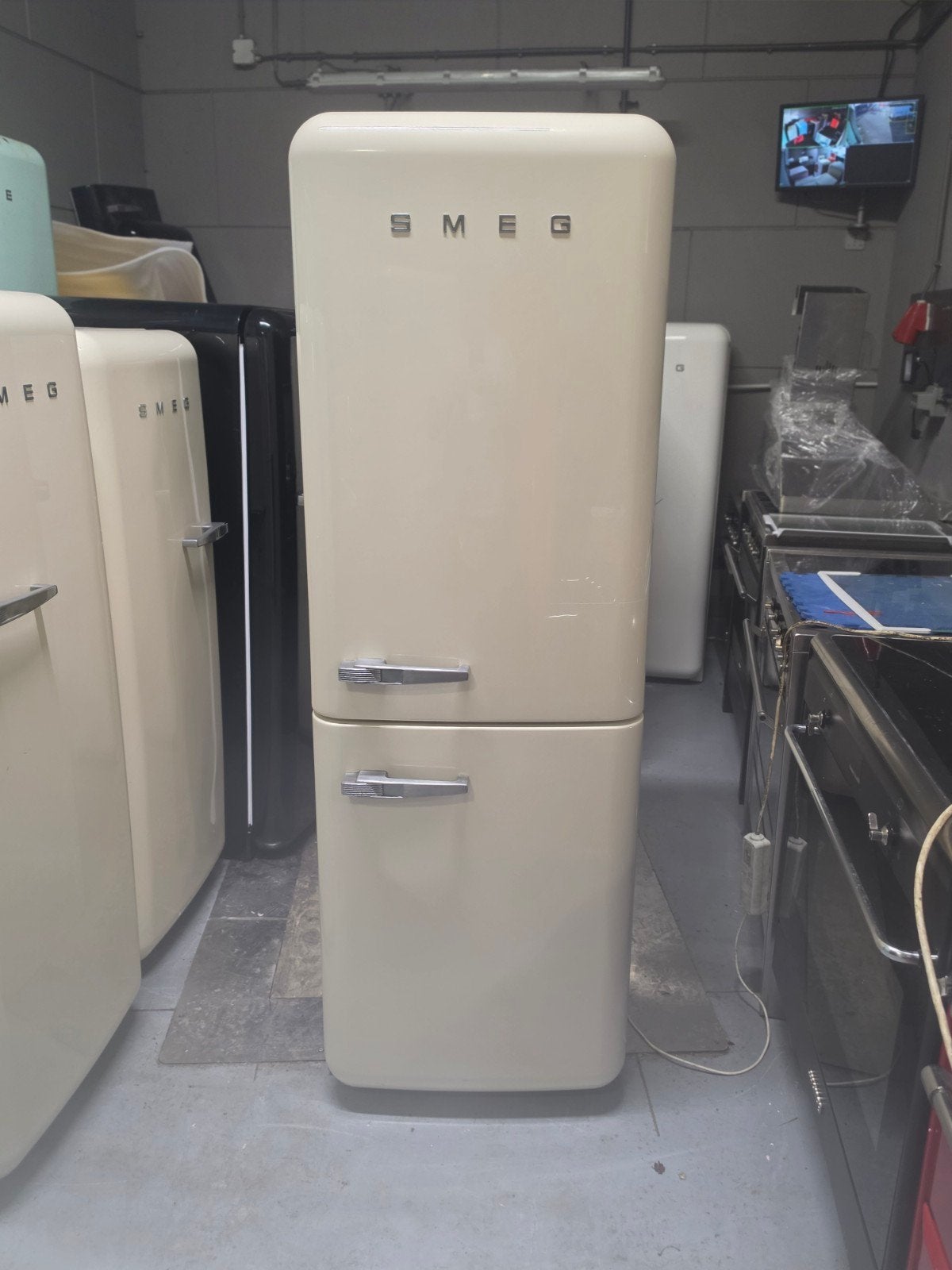 Smeg koelkast crème(gratis bezorging!, Witgoed en Apparatuur, Koelkasten en IJskasten, 200 liter of meer, 60 cm of meer, Met aparte vriezer
