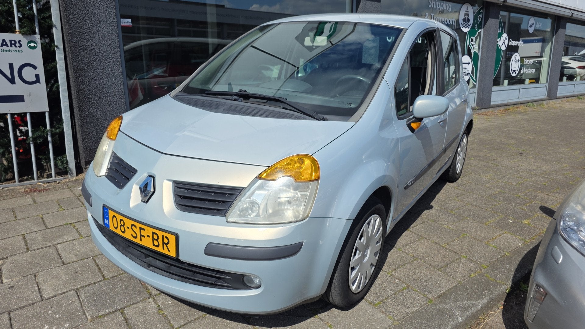 Renault Modus 1.6-16V Privilège Luxe Nieuwe APK bij aflever, Auto's, Voorwielaandrijving, 1145 kg, 4 cilinders, 49 €/maand