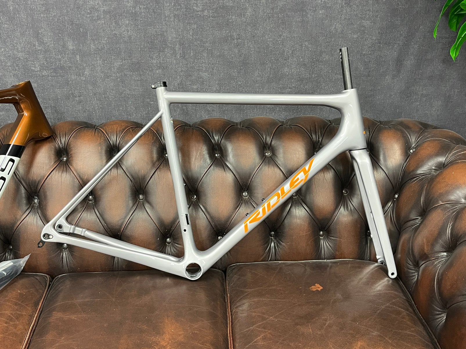 Foto 12 van Frame spuiten: racefiets, gravelbike, MTB – carbon/alu/staal