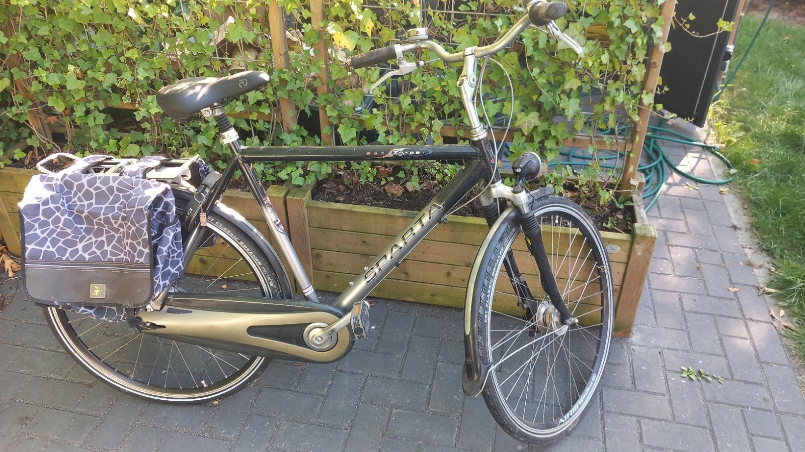 Sparta Herenfiets - Degelijk en Compleet, Ophalen, Sparta, Gebruikt, Velgrem