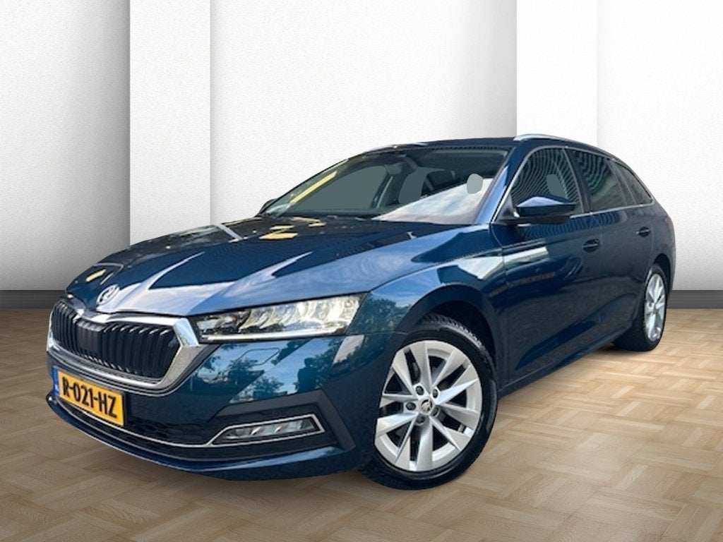 Skoda Octavia Combi 1.0 TSI Business Edition Plus CARPLAY/LE, Auto's, Voorwielaandrijving, Gebruikt, Euro 6, Blauw