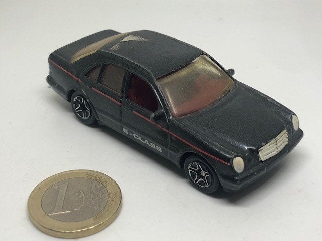 Mercedes E-Class, Matchbox, Hobby en Vrije tijd, Ophalen of Verzenden, Gebruikt, Auto