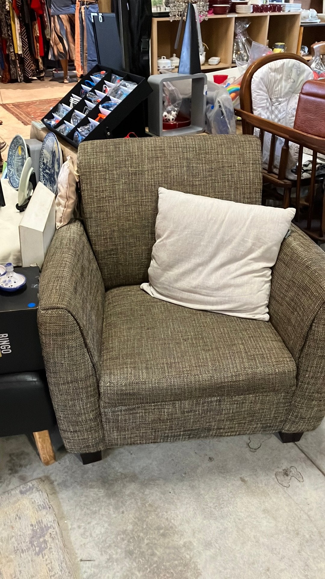 Fauteuil gratis taupe, Ophalen, Eenpersoons, 75 tot 100 cm, Zo goed als nieuw