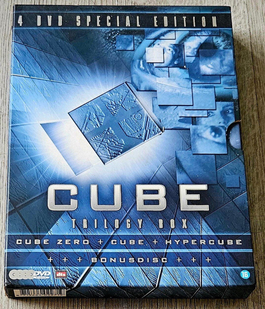 Cube Trilogy Box - 4 DVD Special Edition met Bonusdisc, Vanaf 16 jaar, Nederlands, Ophalen of Verzenden, Science Fiction