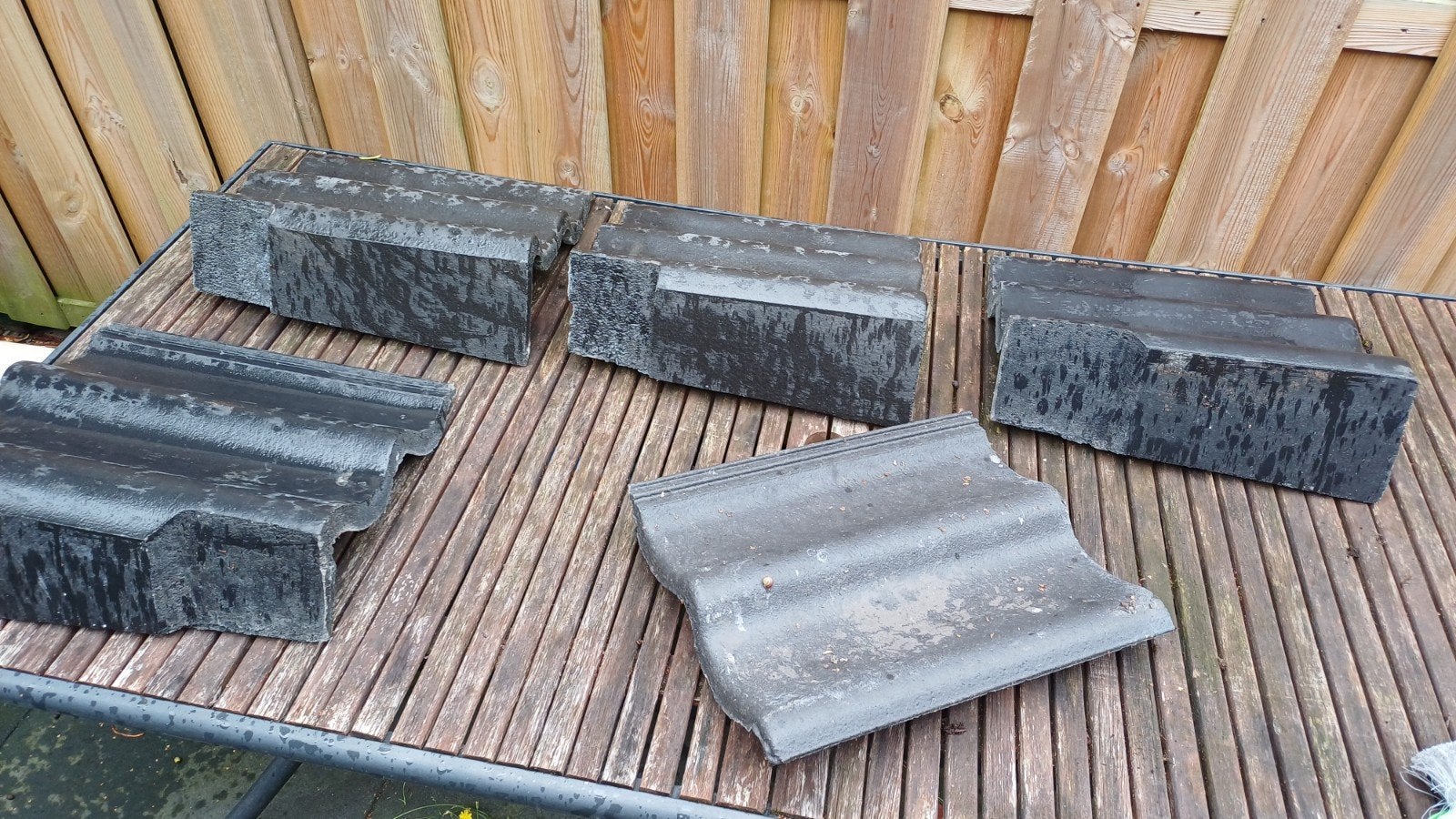 Teewen dakpannen: 3 links 1 rechts 1 nokvorst cachet uni pan, Ophalen, Nieuw
