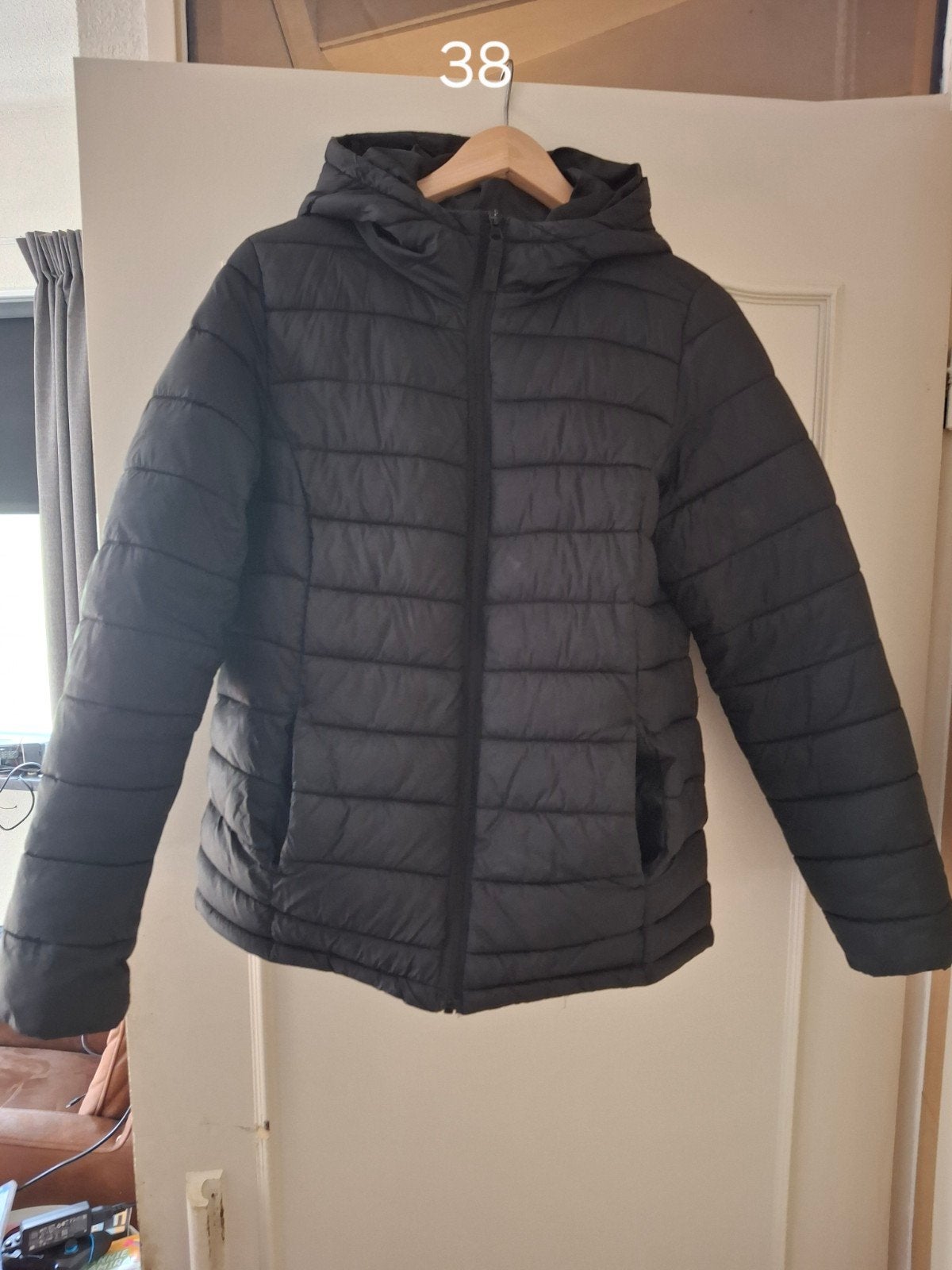 winterjas 38, Maat 38/40 (M), Zwart, Ophalen of Verzenden, Zo goed als nieuw