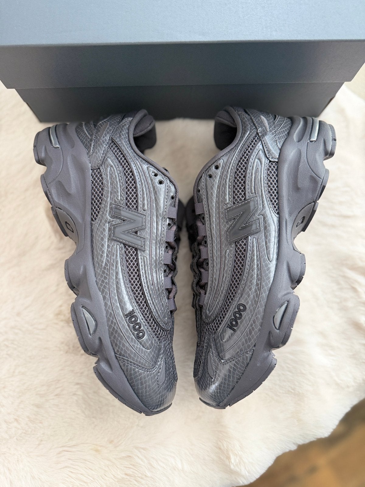 New Balance 1000 Bruin Zwart EU 46.5 New Balance nieuw, Kleding | Heren, Schoenen, Ophalen of Verzenden
