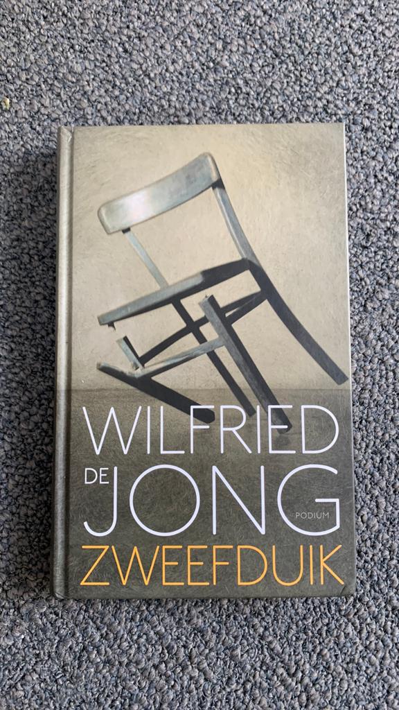 Wilfried de Jong - Zweefduik, Ophalen of Verzenden, Zo goed als nieuw, Wilfried de Jong