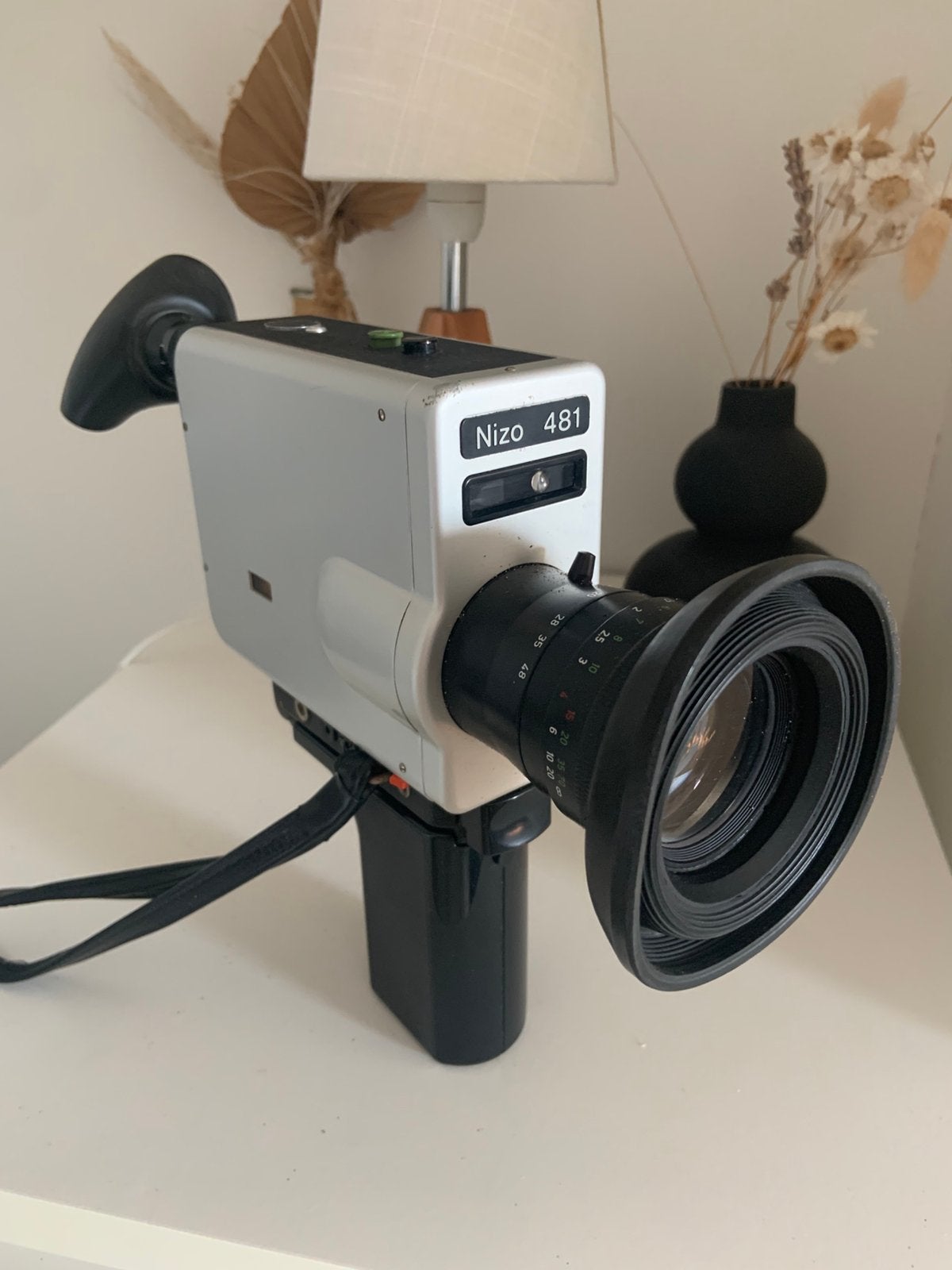 Braun Nizo 481 Super 8 camera – Schneider Kreuznach lens, Ophalen, 8mm