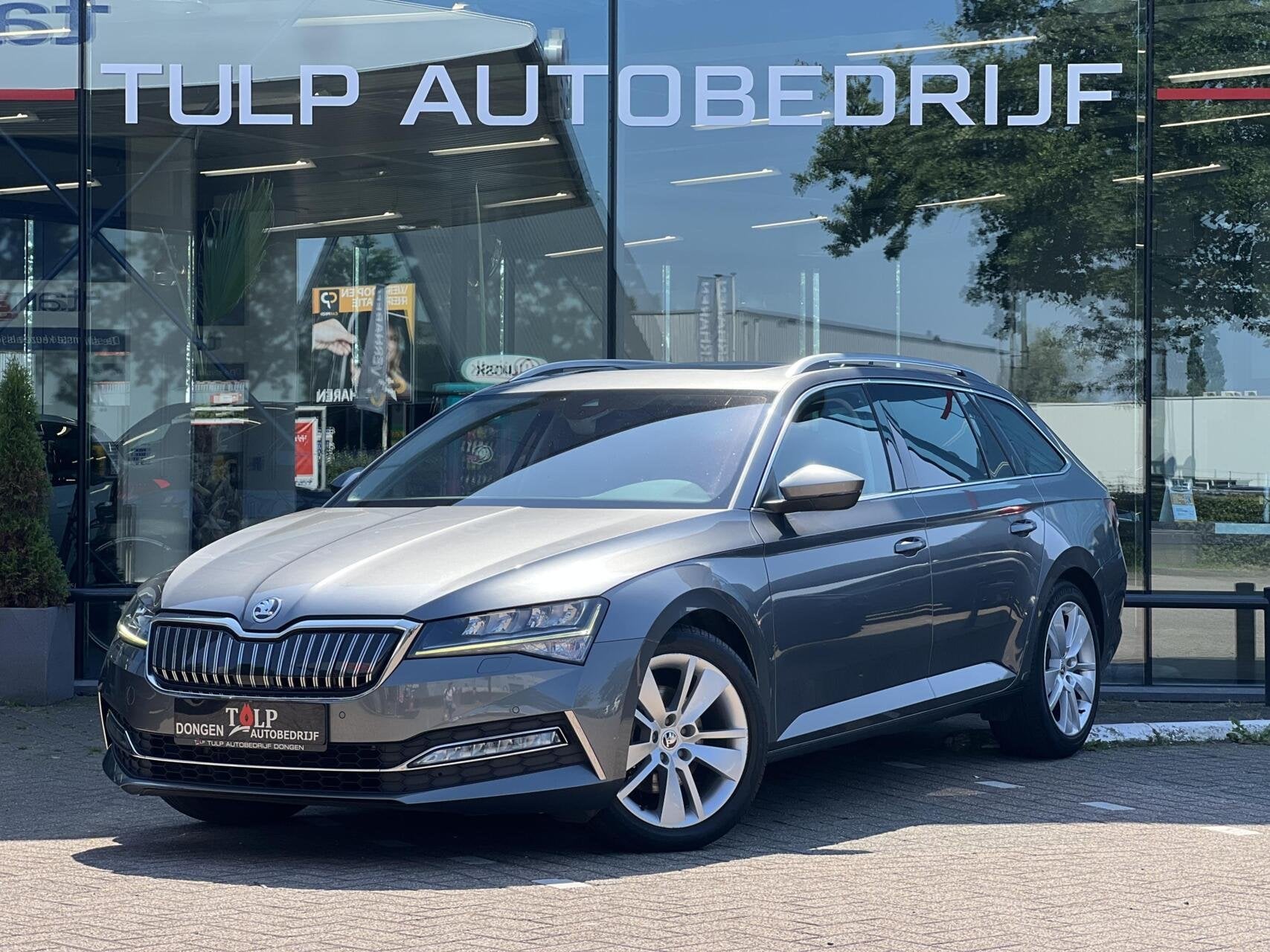 Skoda Superb Combi 1.4 TSI iV PHEV Bns Ed. Plus Automaat, Auto's, Dealer onderhouden, Gebruikt, Zwart, Leder