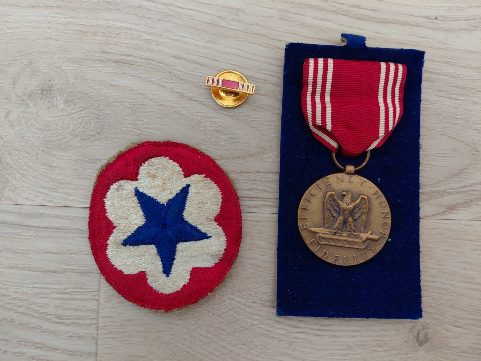 Us army good conduct, Verzamelen, Ophalen of Verzenden, Amerika, Embleem of Badge