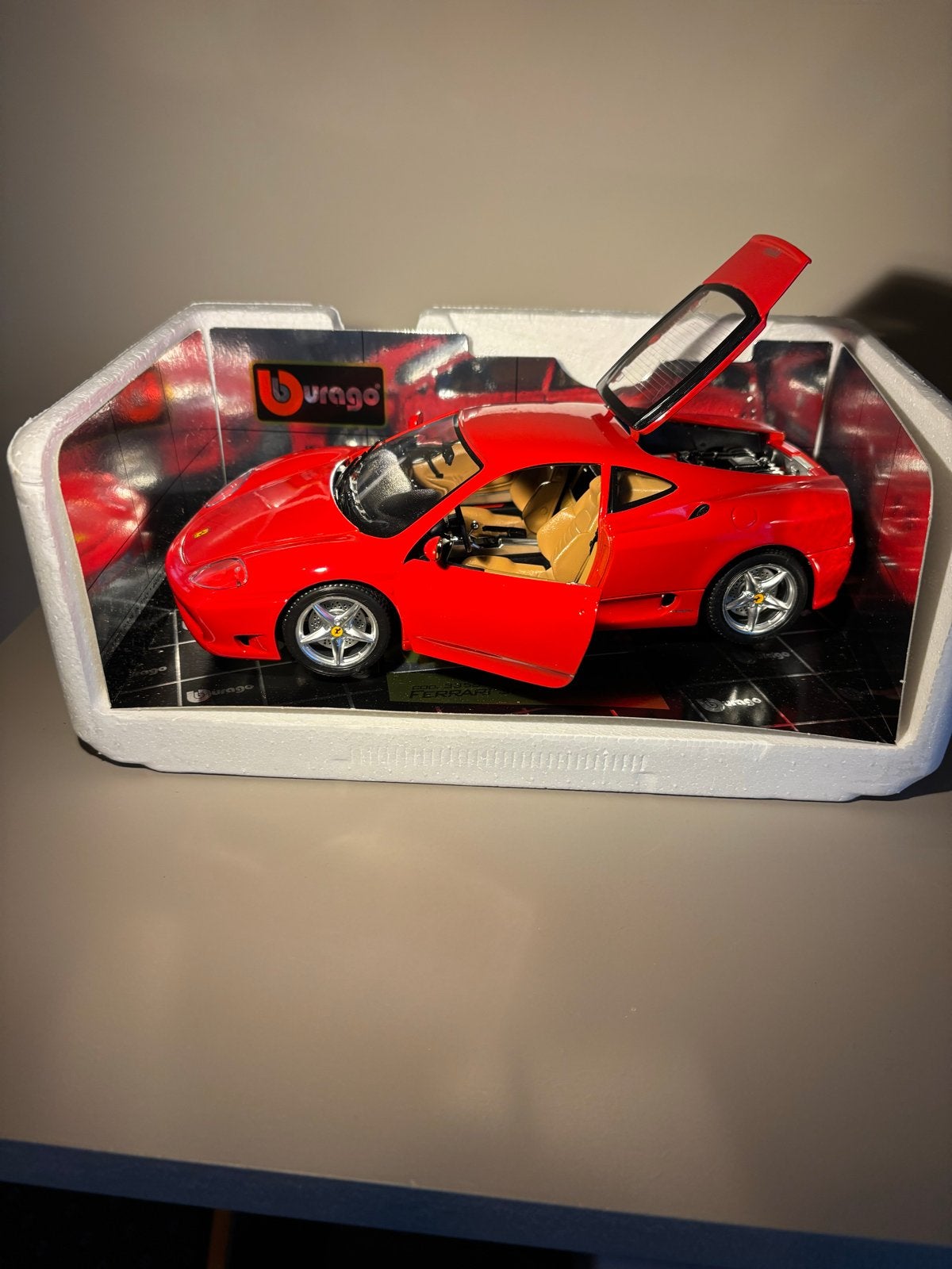 Burago Ferrari 360 Modena 1/18 Diecast Model, Ophalen of Verzenden, Zo goed als nieuw, Auto, Bburago