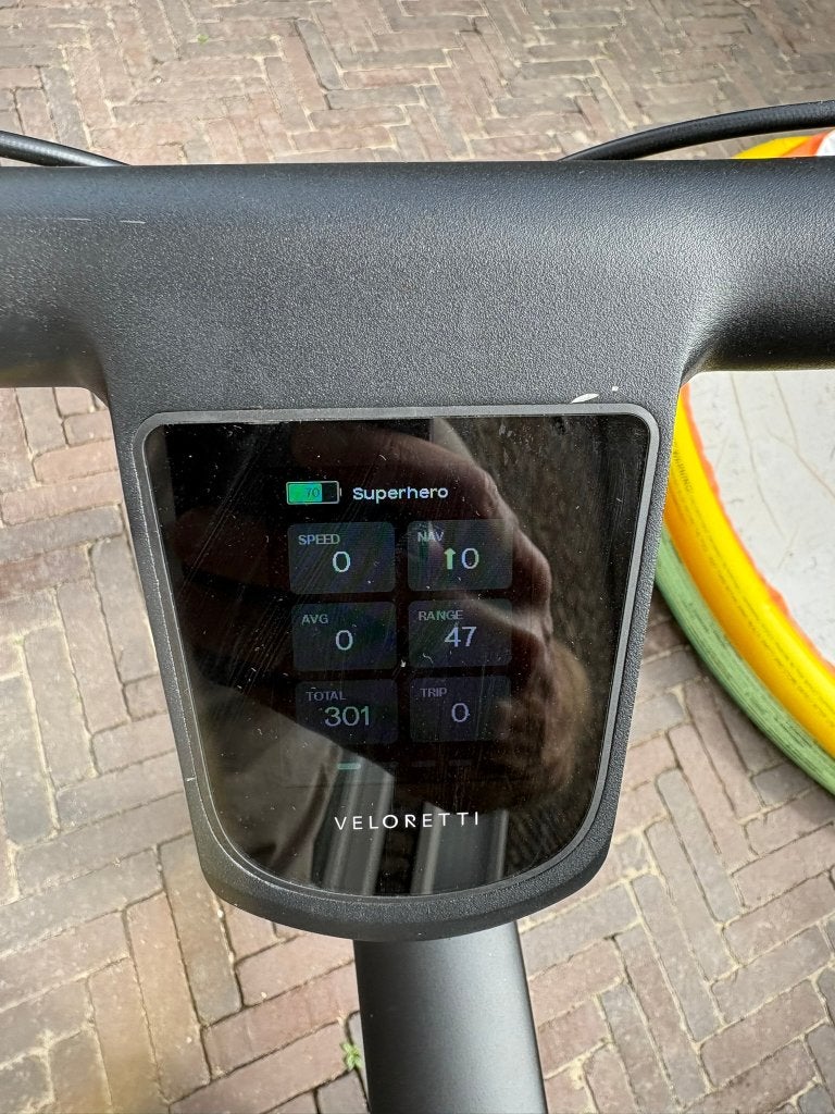 Veloretti Ace 2 Pro Mat Zwart 300km (gekocht mei 2025), Ophalen, Veloretti, Zo goed als nieuw, 59 cm of meer