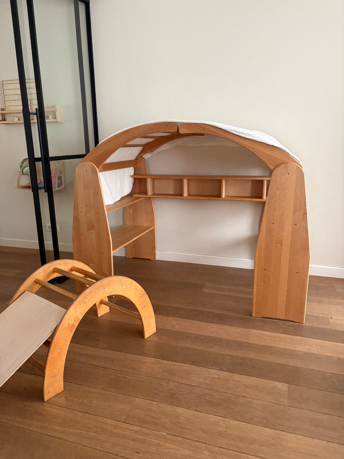 Livipur Waldorf speelhuisje met winkelinzet – compleet, Ophalen, Gebruikt, Hout