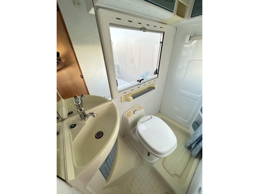 Foto 23 van Chausson WELCOME 70 Fransbed/NAP Fiat Ducato 2002