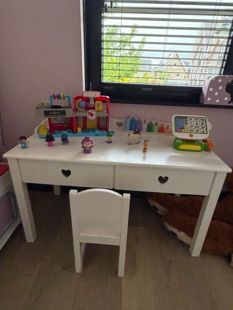 Peuter   tafel &stoel, Ophalen, Zo goed als nieuw, Minder dan 140 cm, 70 tot 85 cm