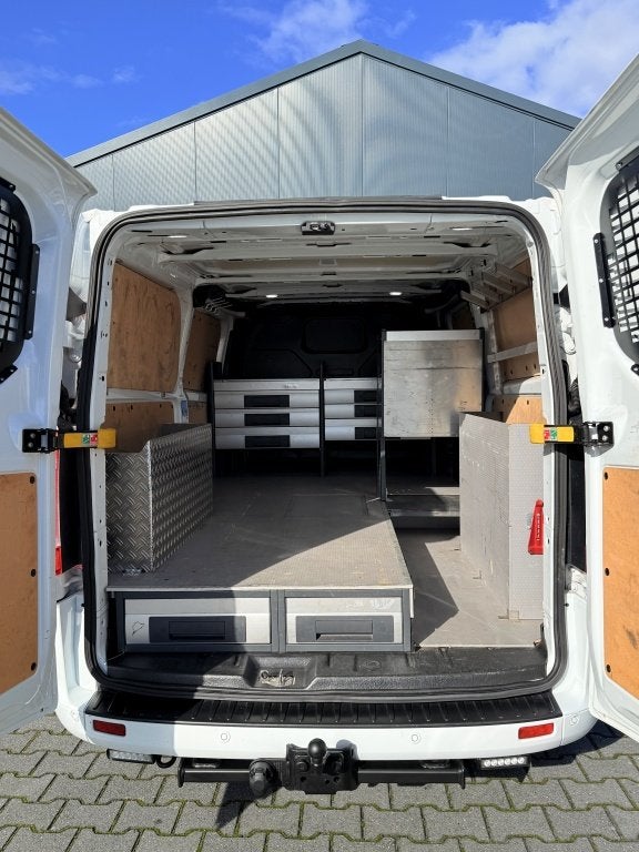 Foto 10 van Ford Transit Custom SPORT 320 2.0 TDCI 170PK L2H1 VOLL AUTOM