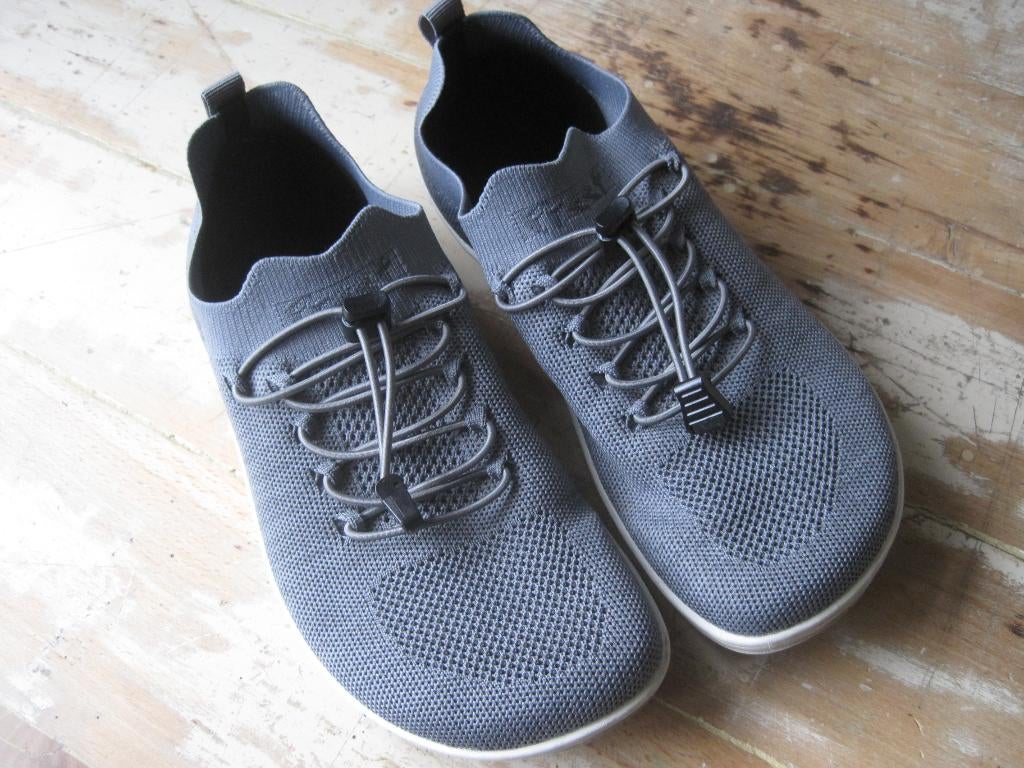NIEUW Barefoot Freet Tanga grey maat 40, Instappers, Nieuw, Ophalen of Verzenden, Grijs