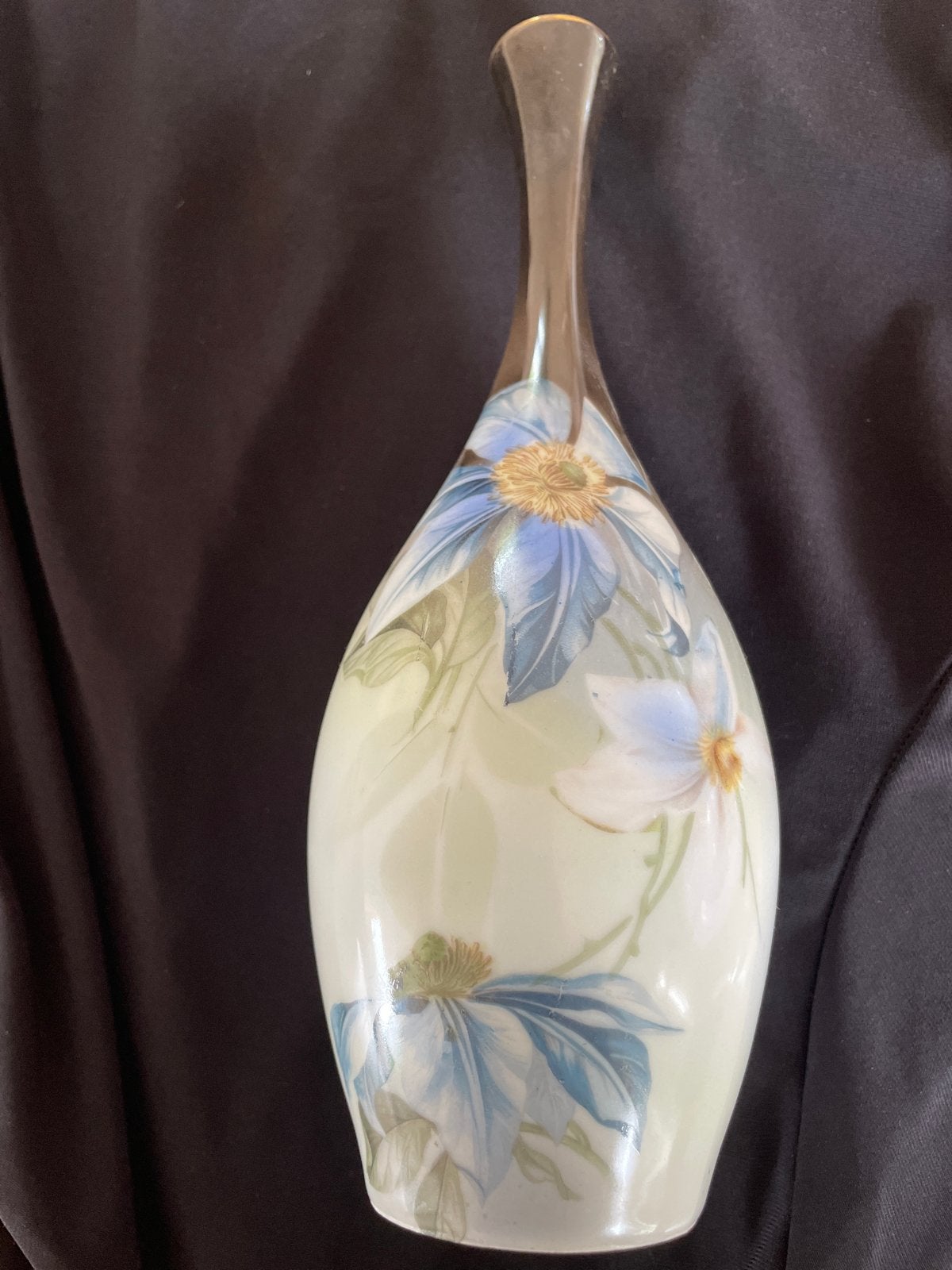Antieke vaas met handgeschilderde bloemen, Ophalen of Verzenden