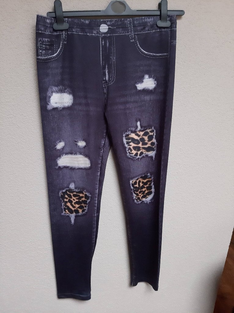NIEUWE spijkerlook broek/legging met panter Mt L, Kleding | Dames, Zwart, Maat 42/44 (L), Nieuw, Ophalen of Verzenden