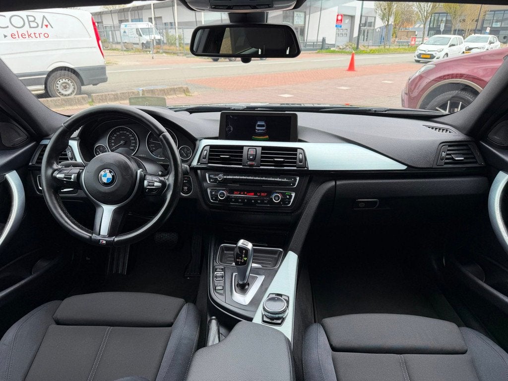 BMW 3-serie 316i M Sport Editi High Executive AUT|NAV|Headup, Automaat, 12 maanden, Gebruikt, Euro 6