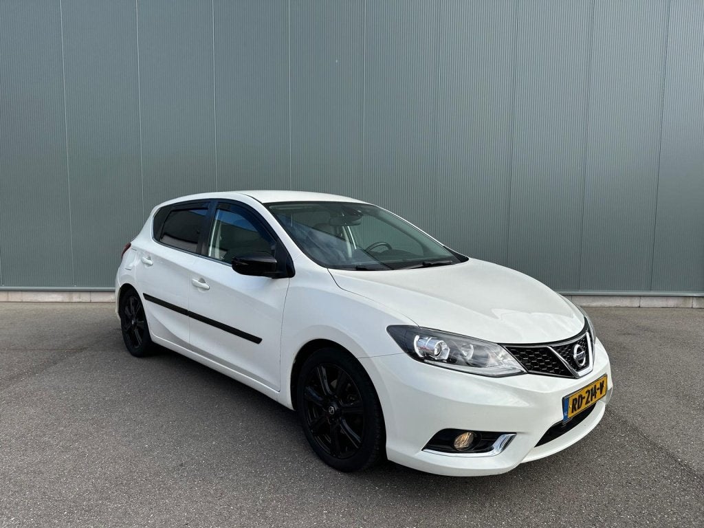 Nissan Pulsar 1.2 DIG-T Black Ed. CAMERA | HALF LEDER | NAP, Auto's, Euro 6, 4 cilinders, 1165 kg, Wit