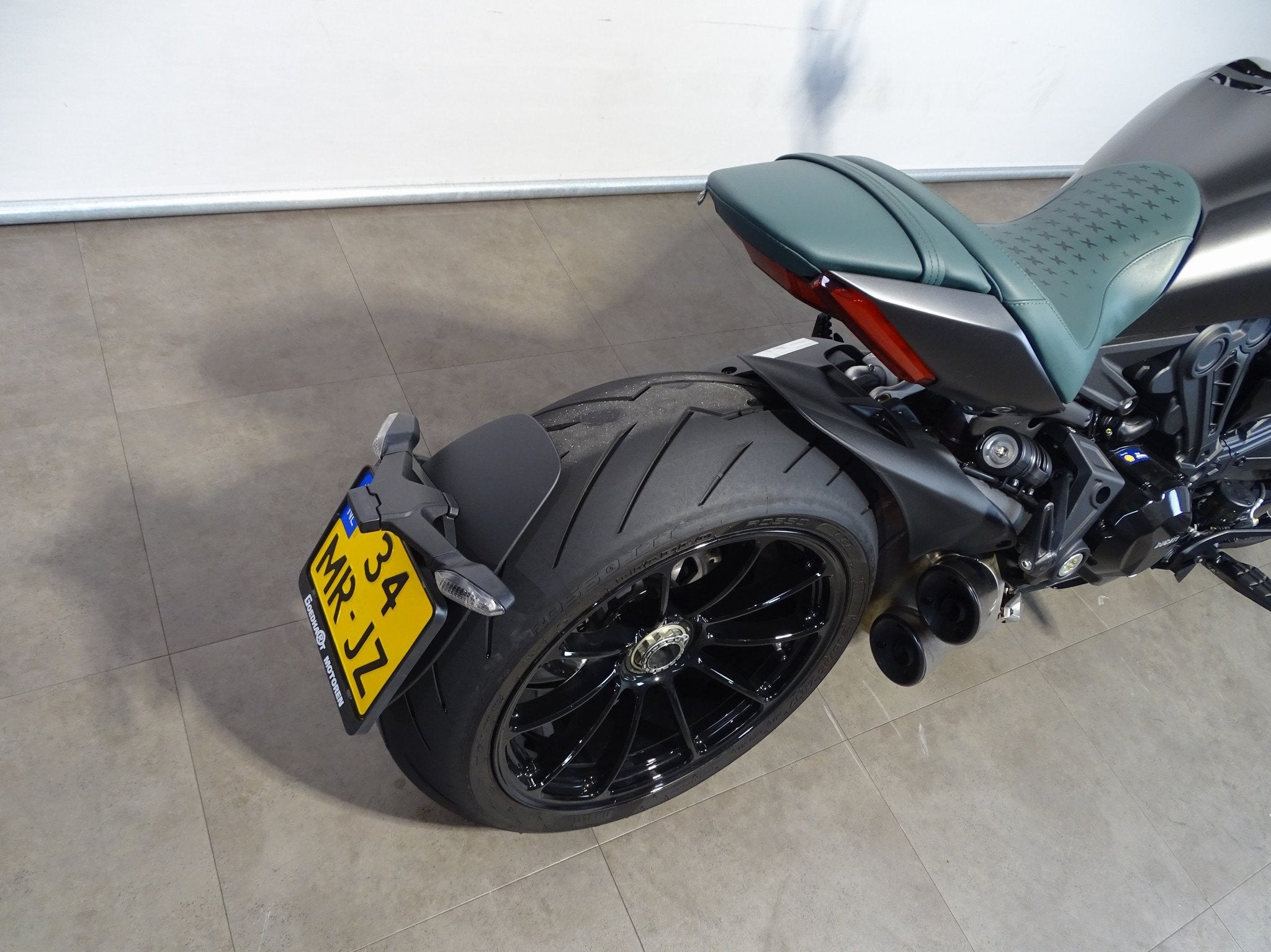 Ducati XDiavel NERA, Bedrijf, Meer dan 35 kW, Naked bike