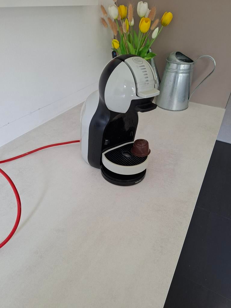 Nescafé Dolce Gusto Piccolo XS Koffiecupmachine, Ophalen, Koffiemachine, Zo goed als nieuw, 1 kopje