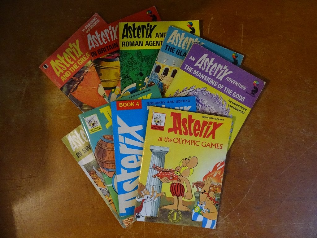 Asterix 9 mini boekjes engels a5 formaat, Meerdere stripboeken, Ophalen, Gelezen