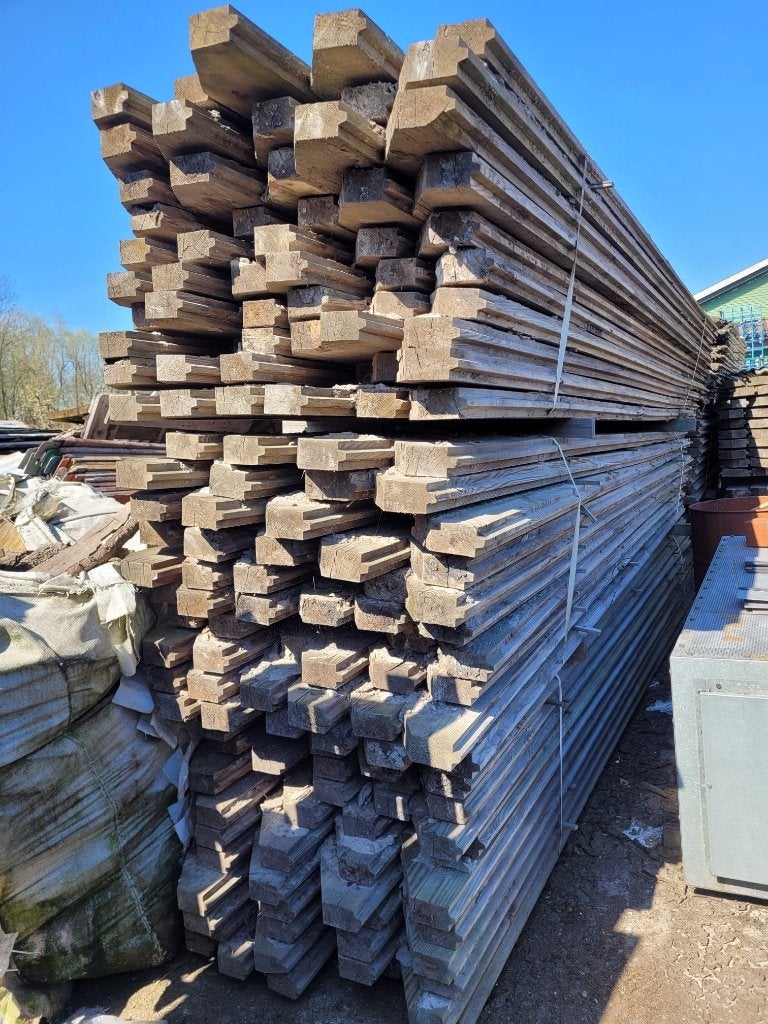 5 - Grote partij blokhutprofiel planken, kraaldelen, rabbat, Ophalen, Gebruikt, 180 tot 250 cm, Planken