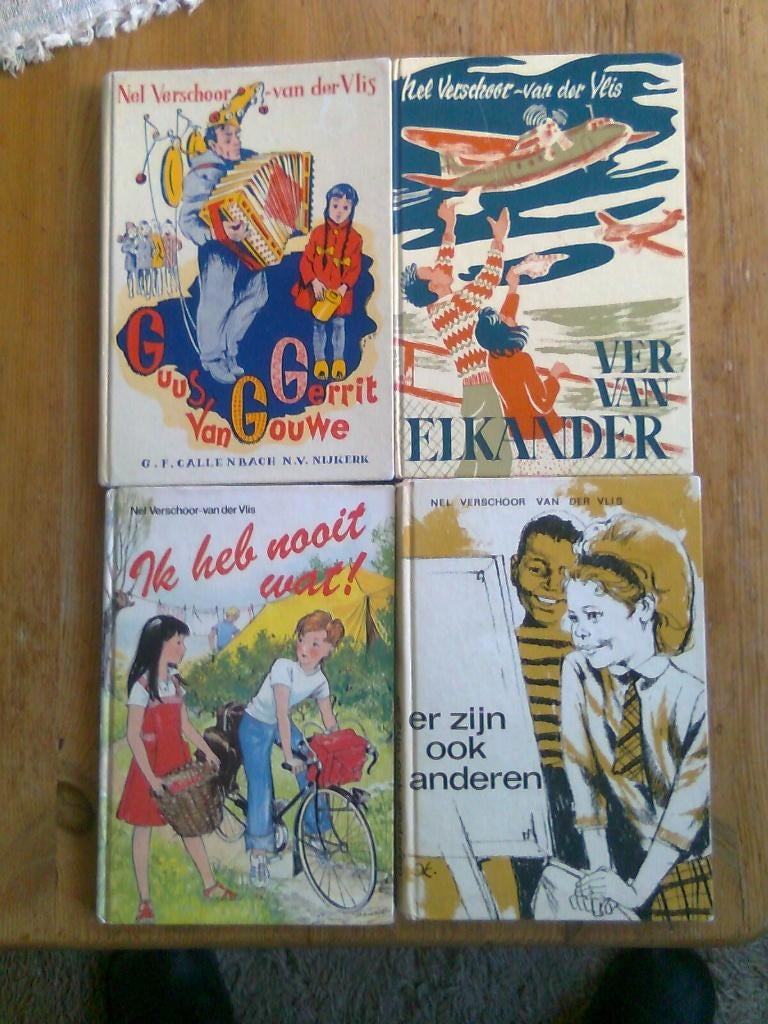 Ver van elkander, en andere van Nel Verschoor- van der Vlis, Ophalen of Verzenden, Gelezen