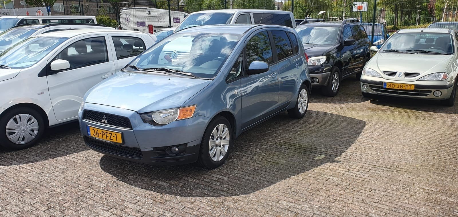 Mitsubishi Colt 1.3 5-DR 2011 Blauw, Auto's, Voorwielaandrijving, 31 €/maand, Blauw, Colt