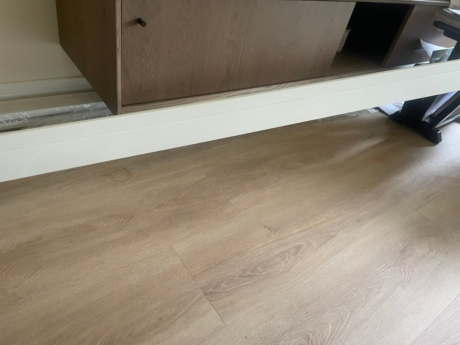 Plinten, Ophalen, Zo goed als nieuw, Mdf, 200 tot 250 cm