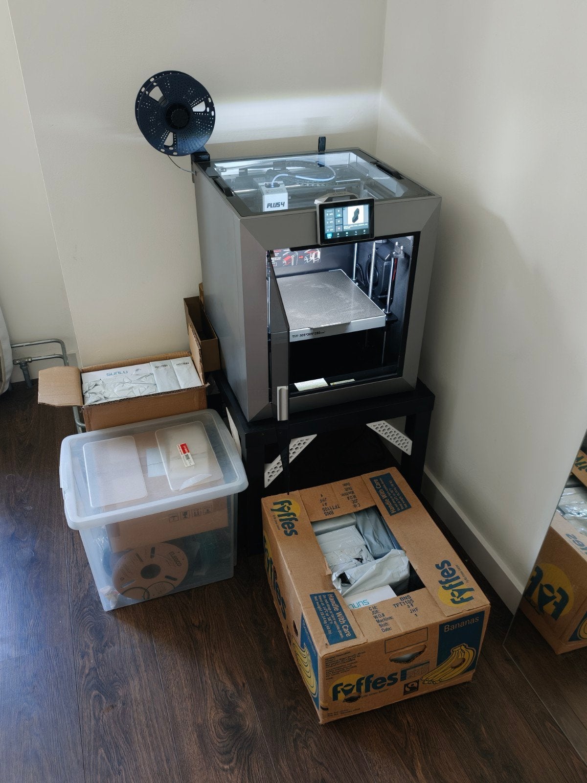 Qidi Plus 4 3D printer met veel filament en accessoires, Ophalen, Ingebouwde Wi-Fi, Zo goed als nieuw, Filament