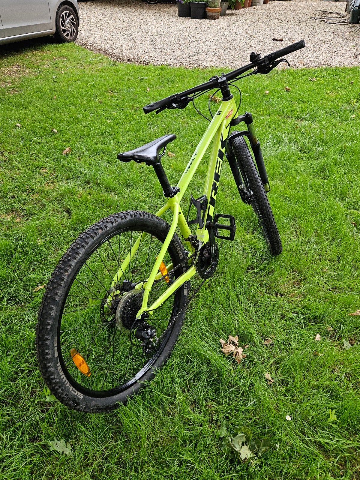 Trek Marlin 5 Mountainbike - Framemaat S, Fietsen en Brommers, Fietsen | Mountainbikes en ATB, Minder dan 45 cm, Ophalen, Gebruikt